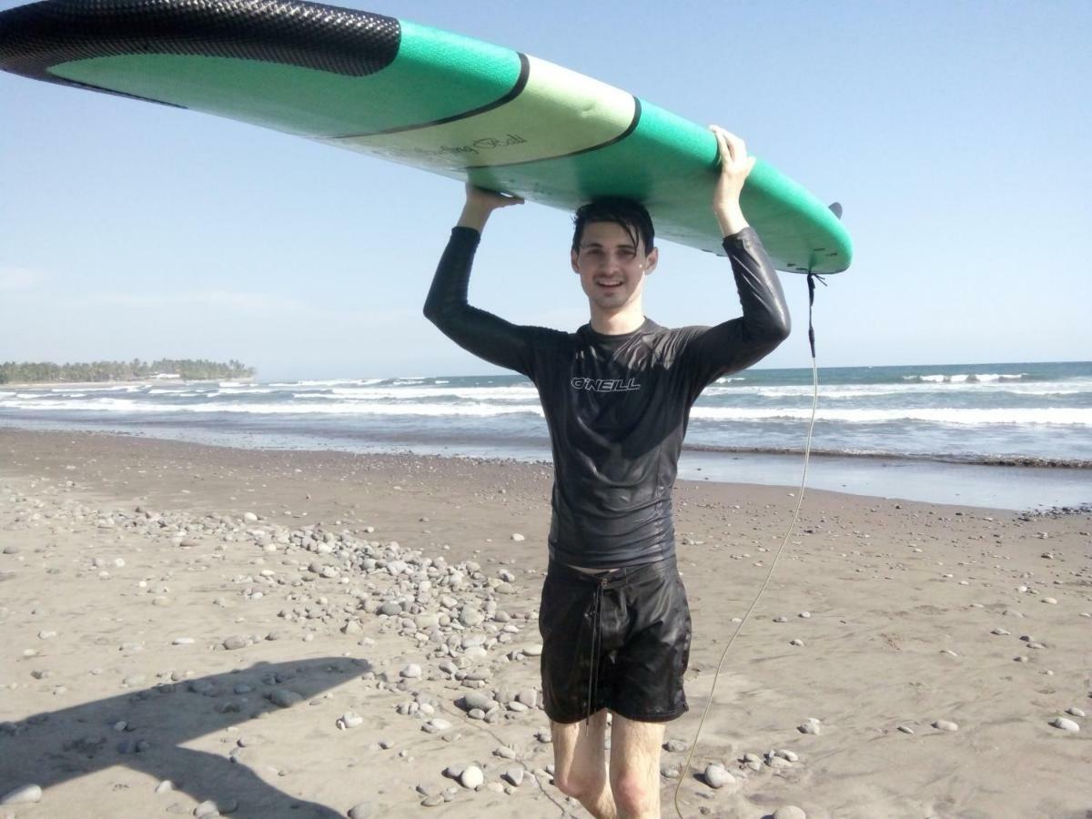 The Nyamo Surf & Stay 풀루칸 외부 사진