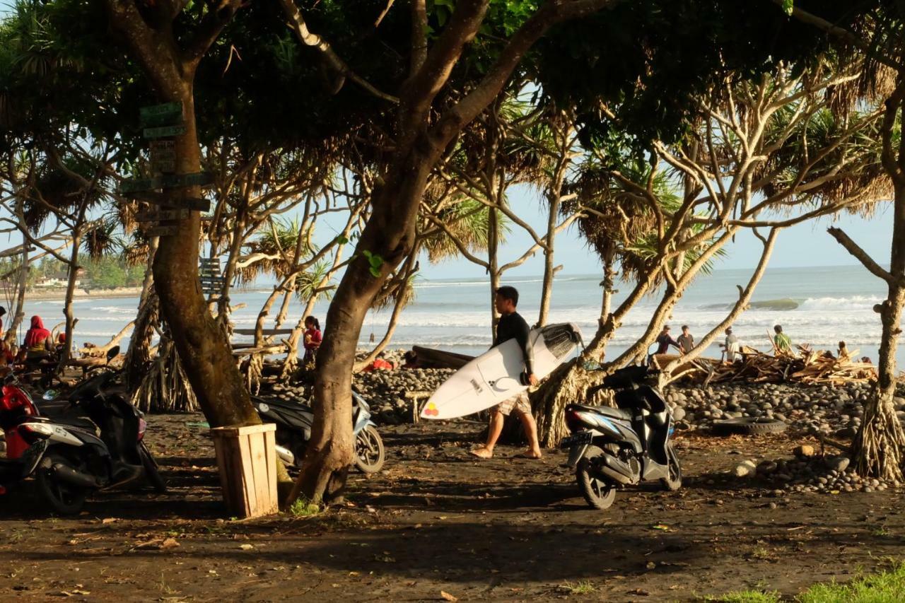 The Nyamo Surf & Stay 풀루칸 외부 사진